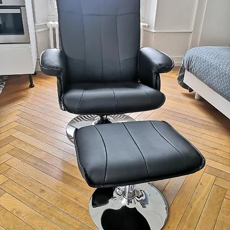 公寓 Moderne,face Au Parc. 艾克斯莱班